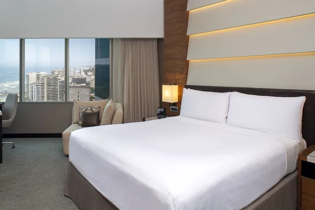 غرفة بريميوم بسرير كينج، JW Marriott Hotel Lima 1/10