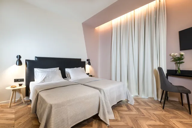 غرفة تنفيذية بسرير كوين، Athens One Smart Hotel 1/1