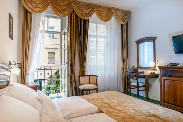 Wellness, Comfort, Double or Twin Bed, Pool Access، Schlosspark Spa Hotel 3/4
