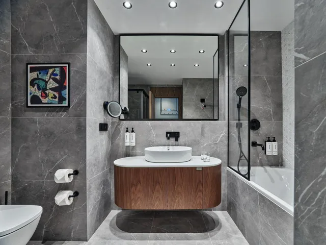 Premium, Queen Bed, Crowne Plaza Sofia An Ihg Hotel 4/7