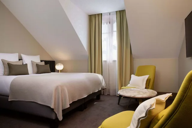 غرفة تنفيذية بسرير كينج، Hotel D Geneva 1/5