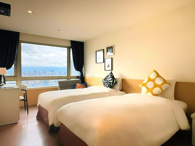 غرفة ديلوكس رباعية بسريرين مزدوجين بإطلالة على المدينة، We Meet Taipei Hotel 8/10