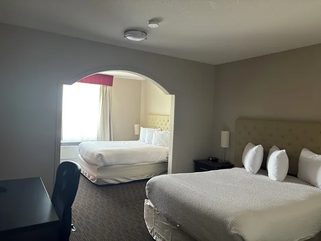 جناح بسريرين كوين، Ramada by Wyndham Estevan 4/5