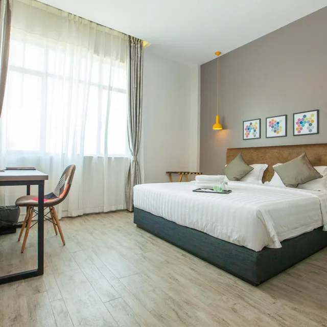 غرفة بريميير، Bzz Hotel 1/6