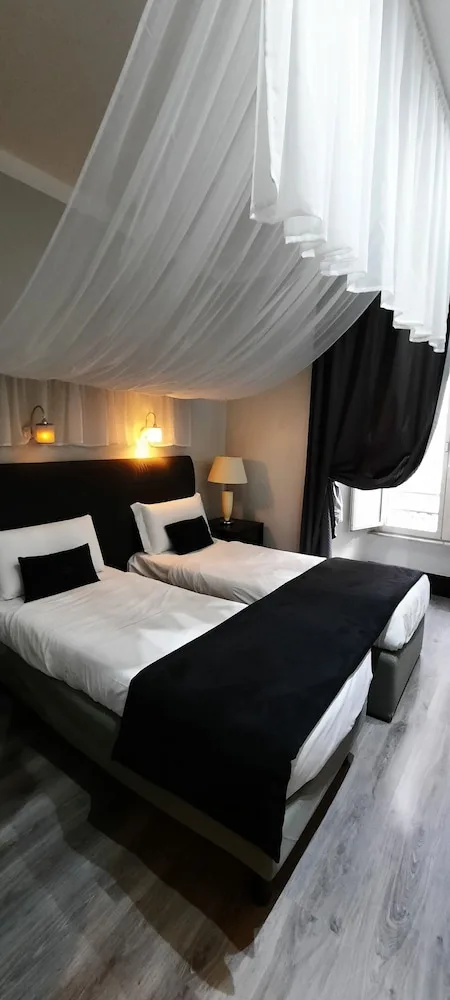 غرفة بسريرين منفصلين، Hotel Giuggioli 3/8