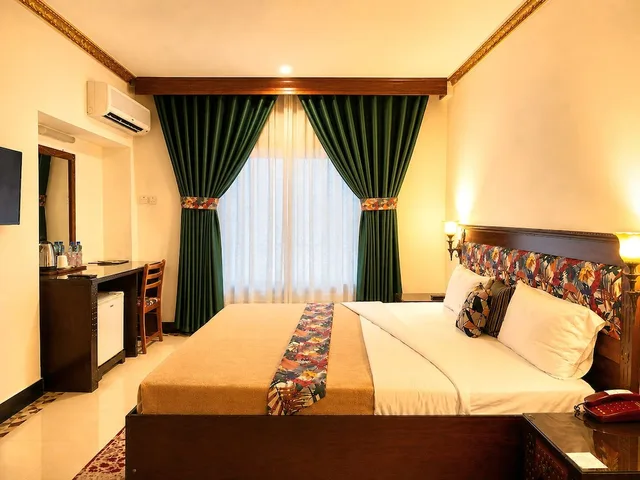 غرفة ديلوكس مفردة بسرير كوين، New Dodoma Hotel 2/7