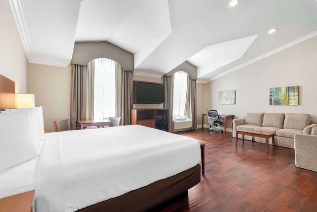 جناح بسرير كينج بحوض جاكوزي، Best Western Oxnard Inn 2/8