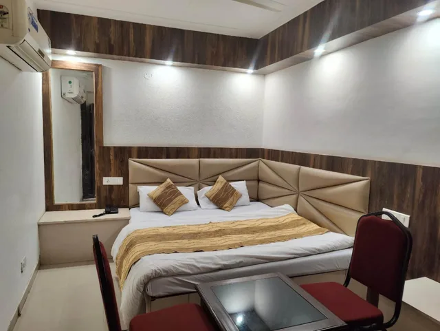 غرفة قياسية بسرير كينج، Hotel Pride 2/2