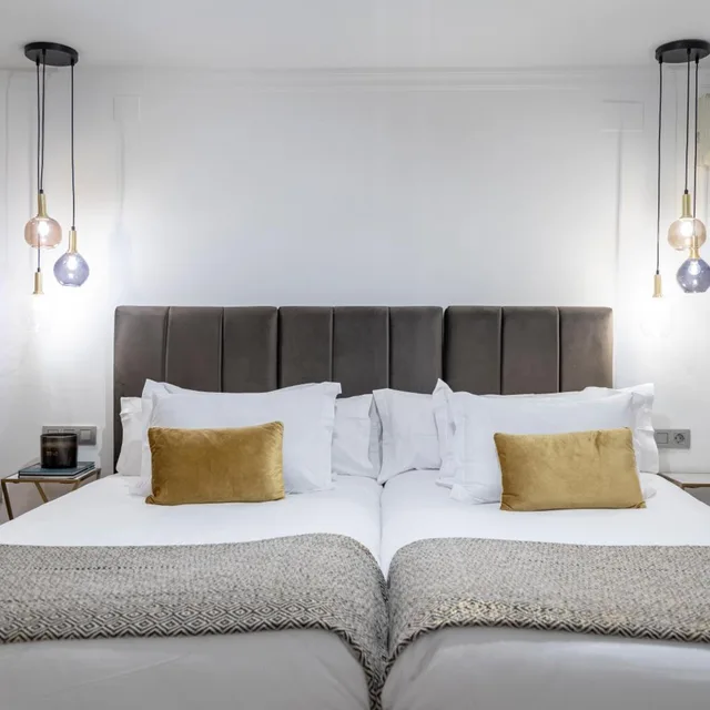 غرفة رباعية، Presidente Hotel 3/5