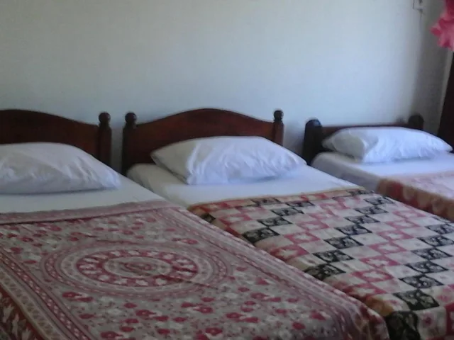 غرفة قياسية ثلاثية، Majestic Tourist Hotel 1/1