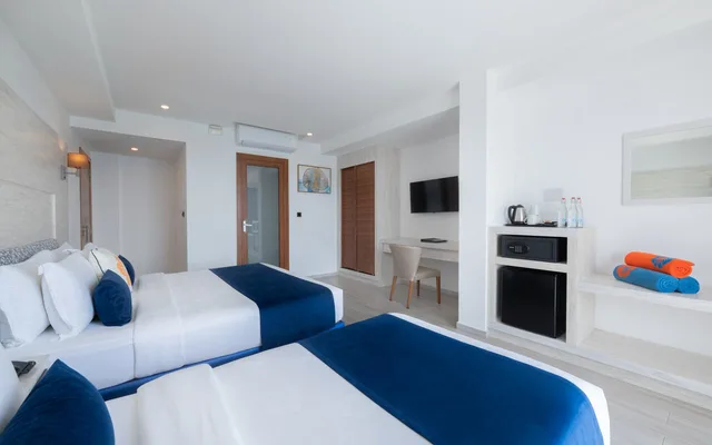 Deluxe Family Room SeaView with Balcony-Transfer Included, Kaani Palm Beach 2/9