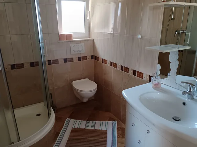 استوديو بانورامي بسرير كوين بإطلالة على البحر، APARTMENTS MORETA 4/5