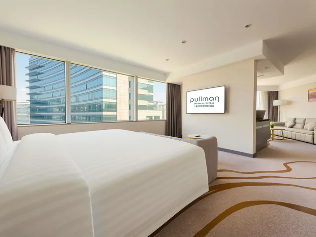 جناح بسرير مزدوج مع أريكة، Pullman Shanghai Central 1/4