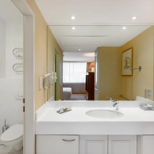 شقة بسرير كينج أو كوين بغرفة نوم واحدة مع أريكة، Marriott Millennium Court Executive Apartments Budapest 3/3