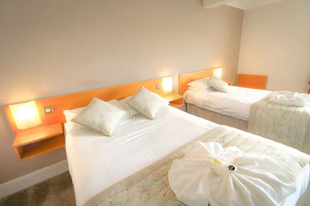 Family, 1 Single and 2 Double Beds، The Heritage Hotel 3/3