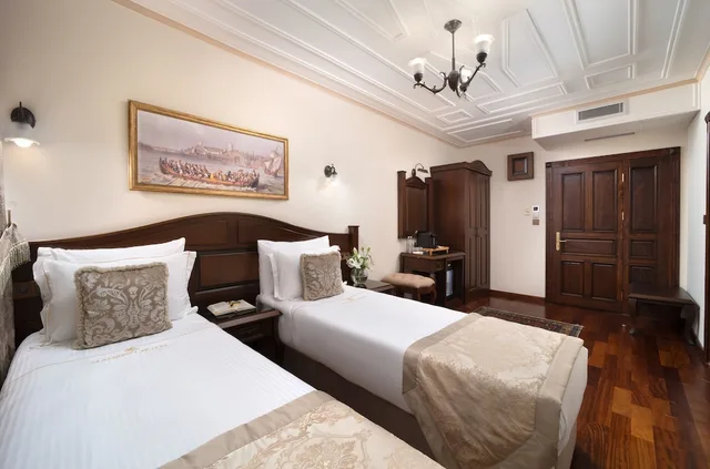 غرفة سوبيريور بسريرين منفصلين، BENDER HOTEL 4/8