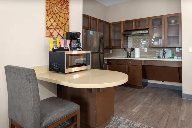 جناح بغرفتي نوم لذوي الإعاقة، Staybridge Suites Cedar Park - Austin N 1/2