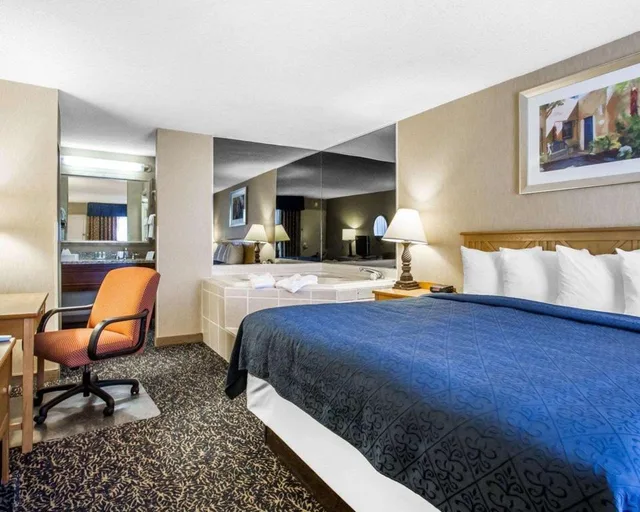 جناح بسرير كينج للمدخنين، Quality Inn Deming 1/4