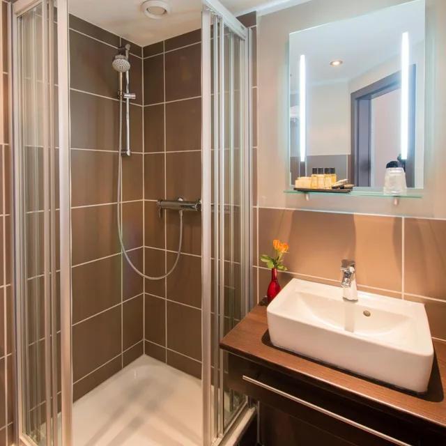 غرفة بسرير مزدوج أو سريرين منفصلين، Hotel Munich City 4/5