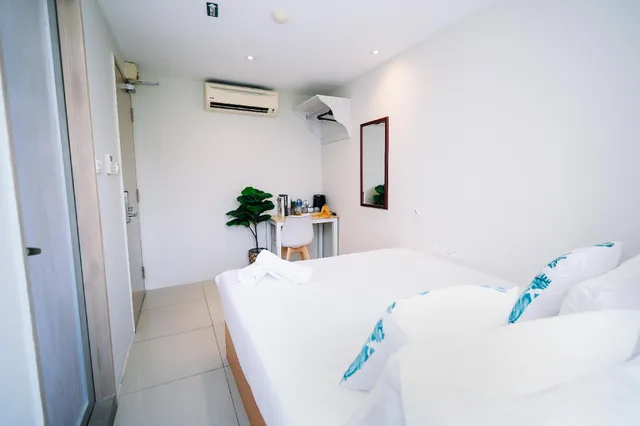 Deluxe Queen Room with Window، Swing & Pillows @ KL Pekeliling 1/1