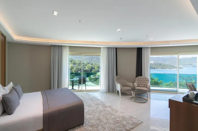Family Suite, 1 Double and 1 Single Bed, Sea View, Vogue Hotel Supreme Bodrum 2/9