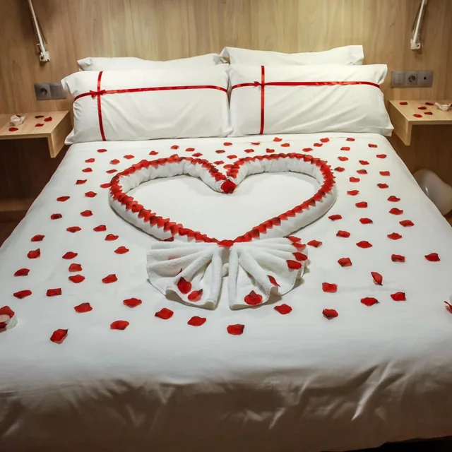 جناح ديلوكس بجاكوزي، Hotel Nomada 10/10