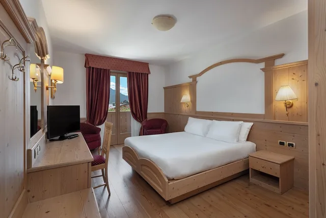 جناح بسرير مزدوج مع أريكة، Beverly Hotel 5/10