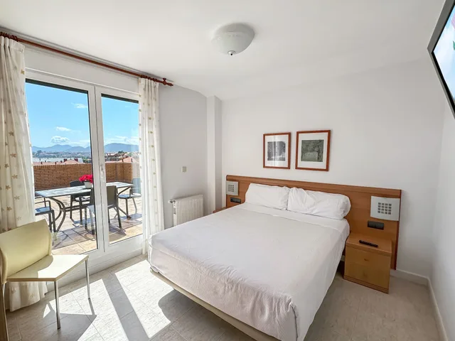 2 Bedrooms, Penthouse, Apartment, Twin Beds, Sofa، Apartamentos Solamaza 2/2