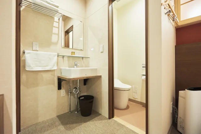 Hollywood, Superior, Twin Beds، Hotel Kan-raku Honjo-Waseda Ekimae 4/4