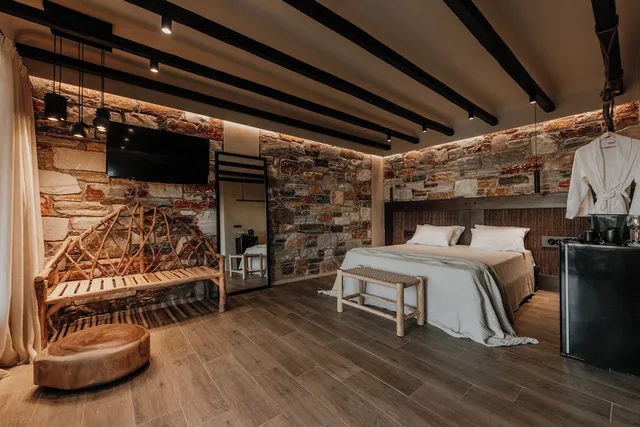 فيلا بسريرين كوين بمسبح خاص بجاكوزي، Onym Curated Villas 9/10