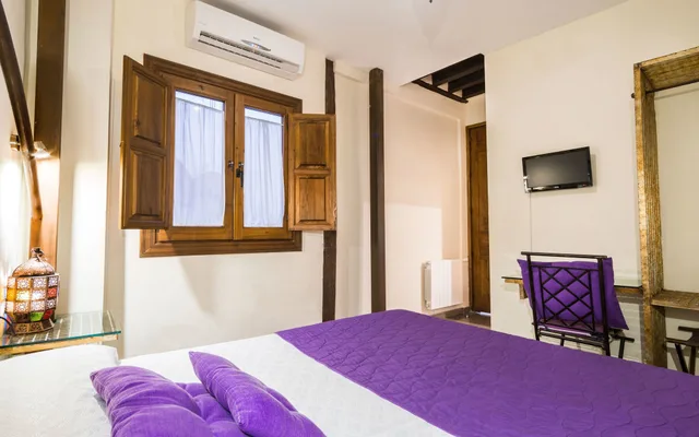 غرفة داخلية أساسية بسرير مزدوج، Rusticae Casa de Federico 1/5