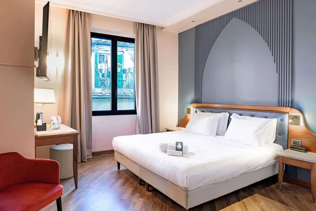 غرفة بانورامية بسرير كوين، B&B Hotel Laurus al Duomo 1/6