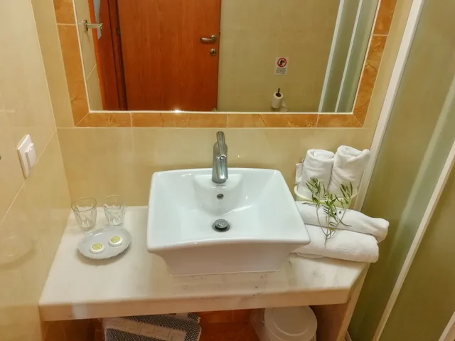 جناح متصل جونيور بسريرين منفصلين بغرفتي نوم، Thalia Deco City and Beach Hotel 9/10