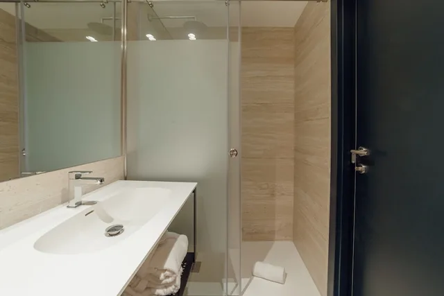 غرفة عائلية بسرير مزدوج وسريرين منفصلين، ABC HOTEL PORTO CAMPANHA 8/8