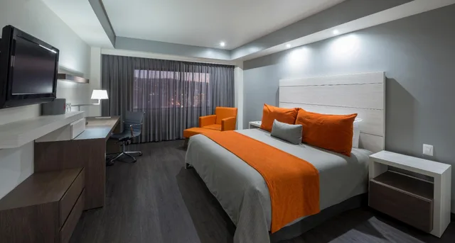 غرفة بسرير مزدوج، Real Inn Tijuana by Camino Real Hotels 1/3