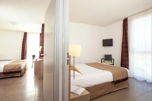 1 Bedroom, Unit، Sejours & Affaires Moulin Neuf Manosque 1/1