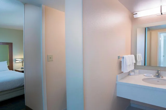 Suite, Multiple Beds, Accessible، SpringHill Suites by Marriott Atlanta Alpharetta 2/3