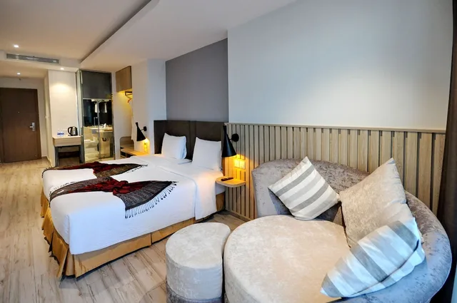 غرفة ديلوكس بسريرين منفصلين بإطلالة على البحر، Anrizon Hotel Nha Trang 1/10