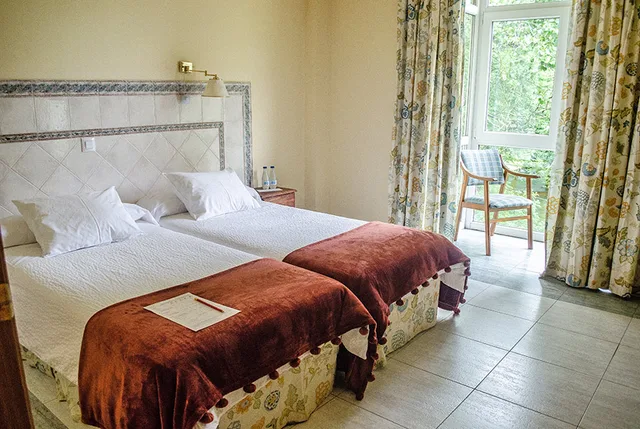 Room, Triple, Pool Access، Hotel Balneario Parque de Alceda 2/2