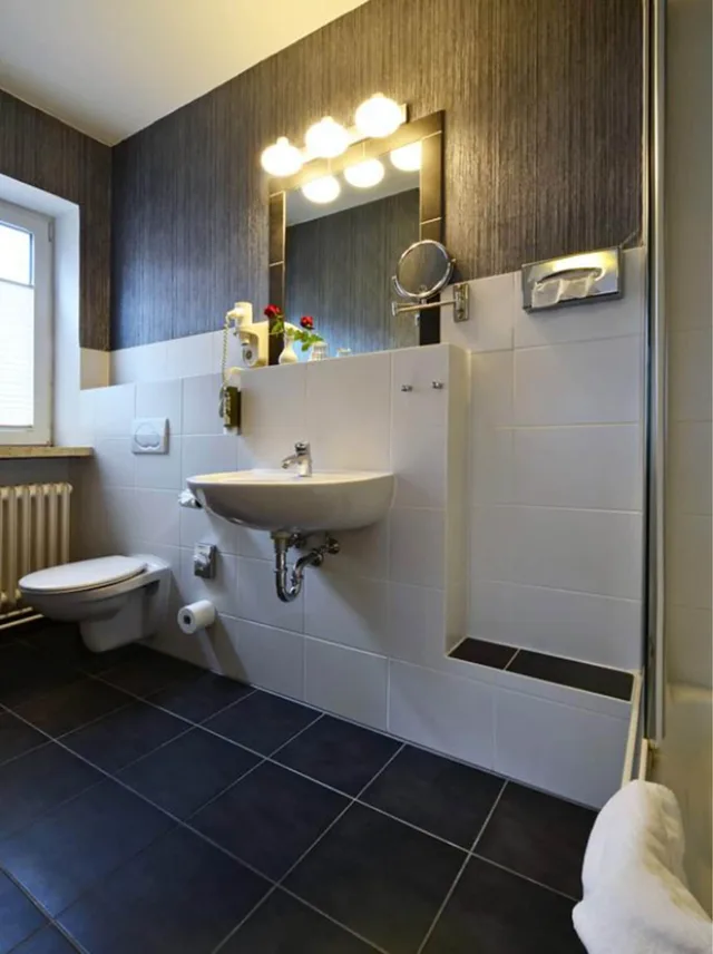 غرفة قياسية ثلاثية بسرير مزدوج وسرير فردي، Comfort Hotel Tom Kyle 4/4