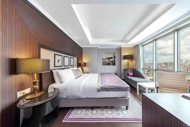 غرفة تنفيذية، Dedeman Bostanci 2/3