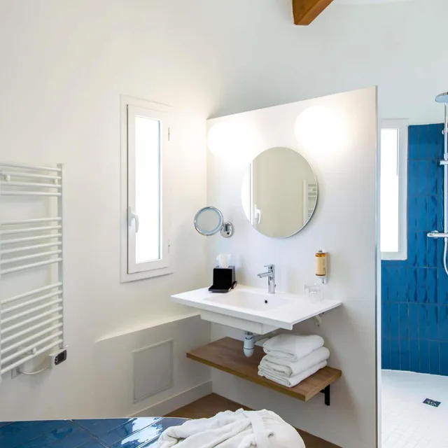 جناح جونيور بسريرين منفصلين بإطلالة على الحديقة مع أريكة، Mercure Marseille Centre Bompard La Corniche 9/10