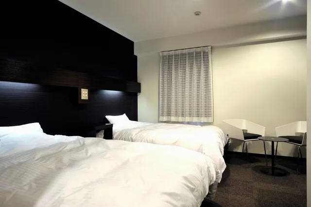 غرفة بسريرين منفصلين للمدخنين، Green Rich Hotel Iwakuni Ekimae 3/3