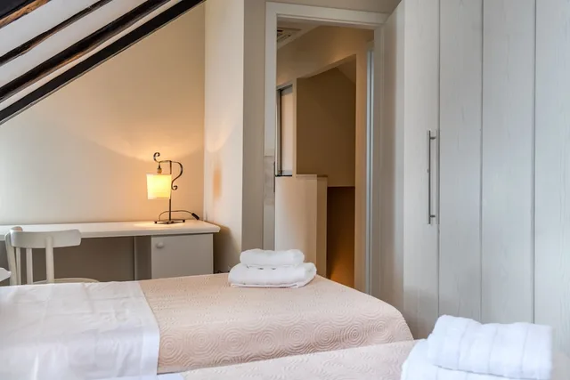 شقة ديلوكس بسرير كينج وثلاثة أسرّة، Bouganvillea Split Apartments 2/3