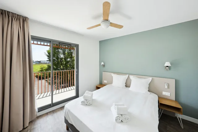 شقة بسرير مزدوج أو سريرين منفصلين مع أريكة، All Suites Appart Hotel la Teste de Buch 1/1