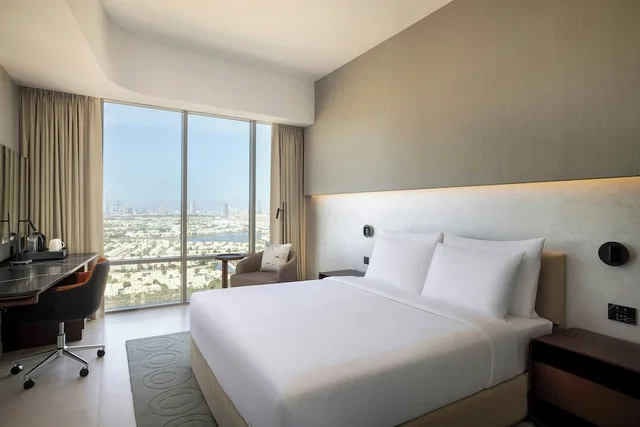 Deluxe, King Bed, Skyline View، Hotel Local Dubai at Jumeirah Village Triangle by the First Collection 4/9