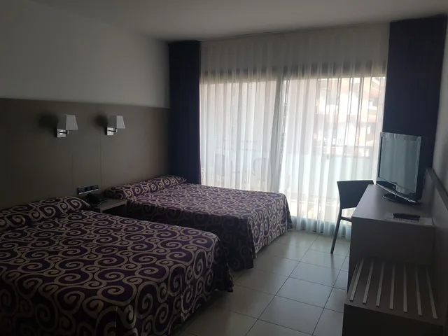 غرفة قياسية بسريرين مزدوجين بإطلالة على المدينة، Fenals Garden 1/3