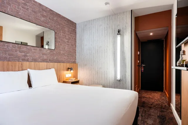 غرفة قياسية بسرير كوين، Ibis Styles Lyon Villeurbanne 1/8