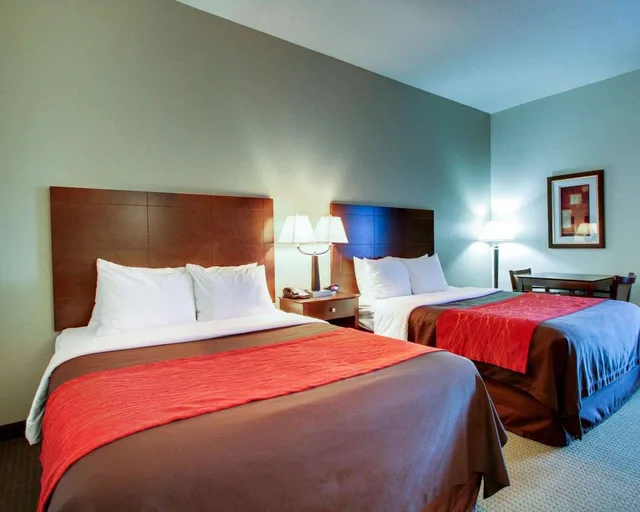 غرفة بسريرين كوين، Comfort Inn & Suites Moss Point Pascagoula 2/3