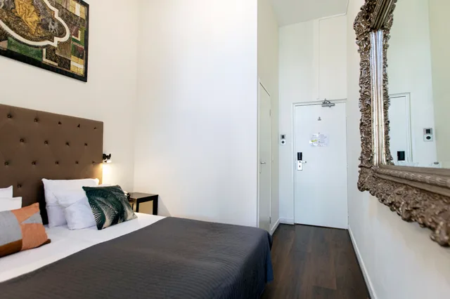 غرفة قياسية ثلاثية، Quentin England Hotel 1/10